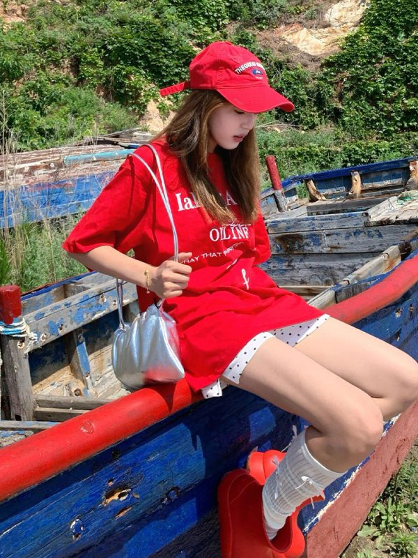 Women's American Retro Letter Print T-Shirt, Heavyweight Cotton Short Sleeve, Trendy Clean Fit Red Top for Summer Style