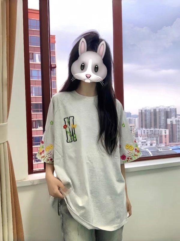 Women's American-Style Embroidered Floral Raglan Short Sleeve T-Shirt - Summer 2025 Unique Couple Outfit