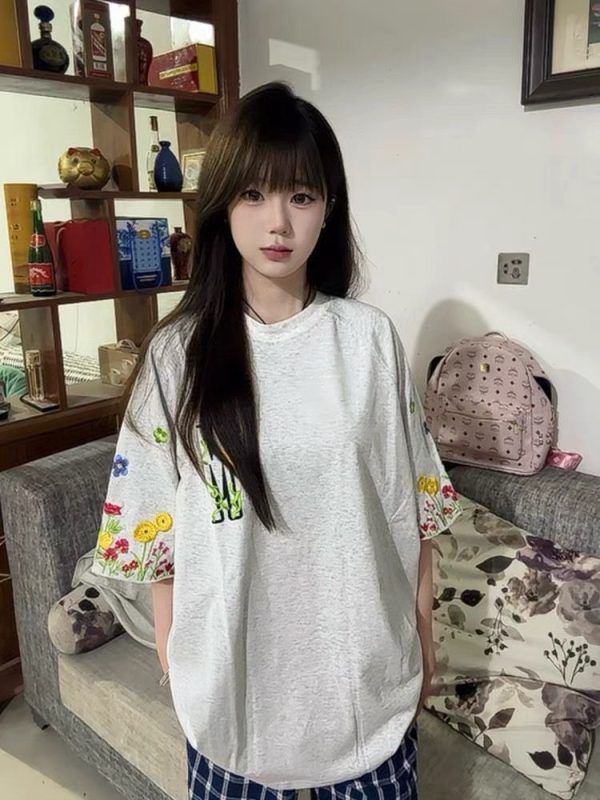 Women's American-Style Embroidered Floral Raglan Short Sleeve T-Shirt - Summer 2025 Unique Couple Outfit