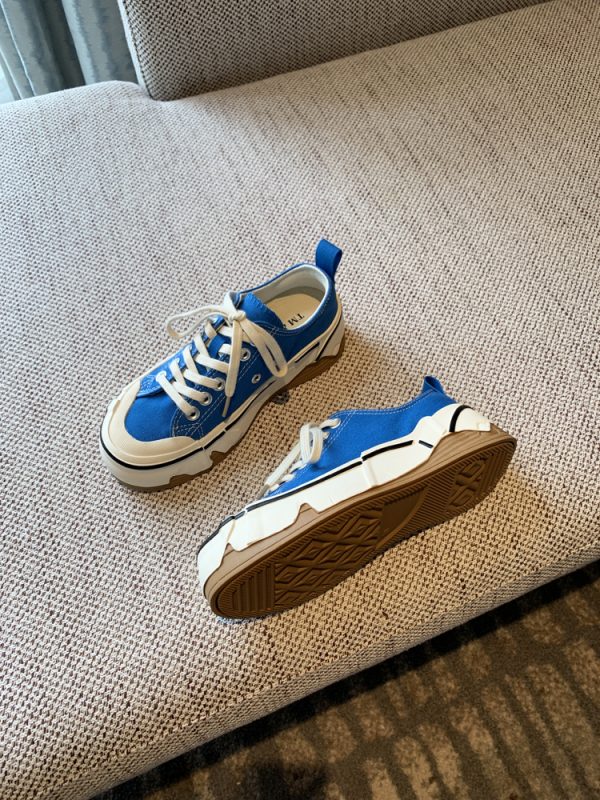 Women's Canvas Lace-Up Sneakers - 2025 Spring Korean Style Thick-Soled Low-Top Casual Shoes - Fashionable and Versatile for Everyday Wear