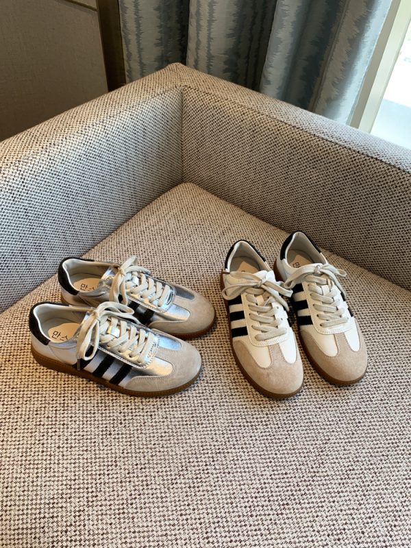 Women's Color-Block Lace-Up Flat Genuine Leather Casual Cycling Sneakers - Trendy 2025 Fashion Footwear