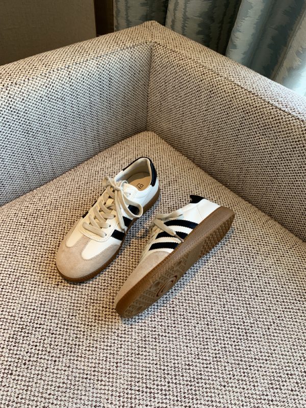 Women's Color-Block Lace-Up Flat Genuine Leather Casual Cycling Sneakers - Trendy 2025 Fashion Footwear