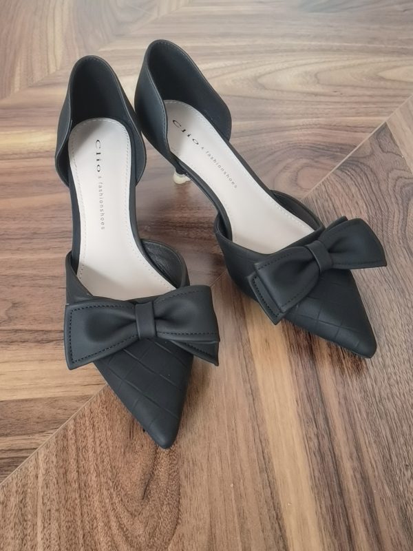 Women's Elegant Pointed Toe Bow Mid-Heel Shoes - Spring 2025 Versatile Hollow Slim Fit Commuting Style