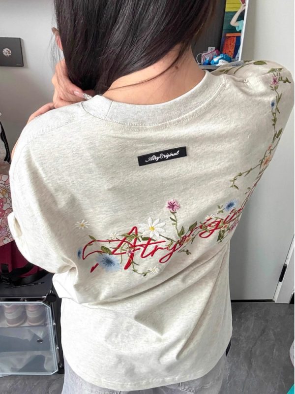 Women's Gray Floral Embroidered High Street T-Shirt - Summer Short Sleeve Heavyweight Cotton Top, Trendy American Style