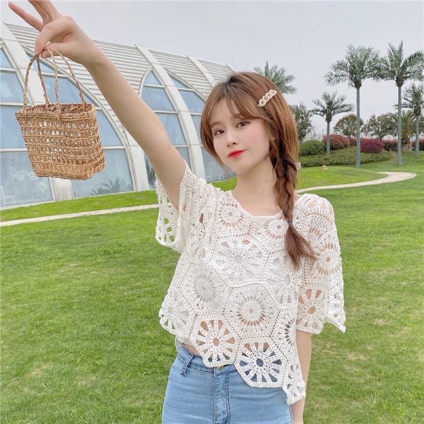 Women's Lace Pullover Top - Short Sleeve Sun Protection Shawl Cover-Up - Stylish Summer Fashion