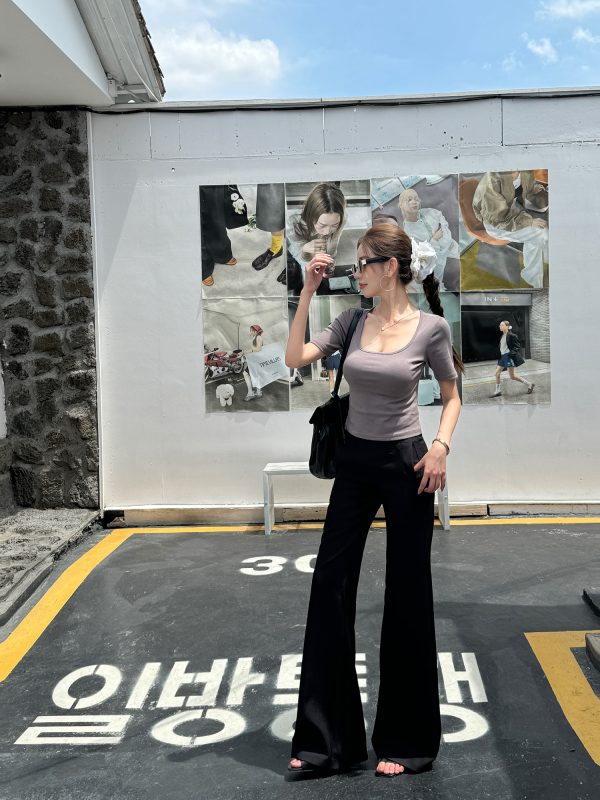 Women's Light Fabric Short Sleeve Square Neck T-Shirt - Solid Color, High Waist Slim Fit, Off-Shoulder Style for Spring/Summer