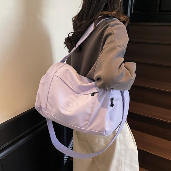 Women's Lightweight Fitness Sports Bag - Large Capacity Commuting Shoulder Crossbody Bag for Travel and Short Trips