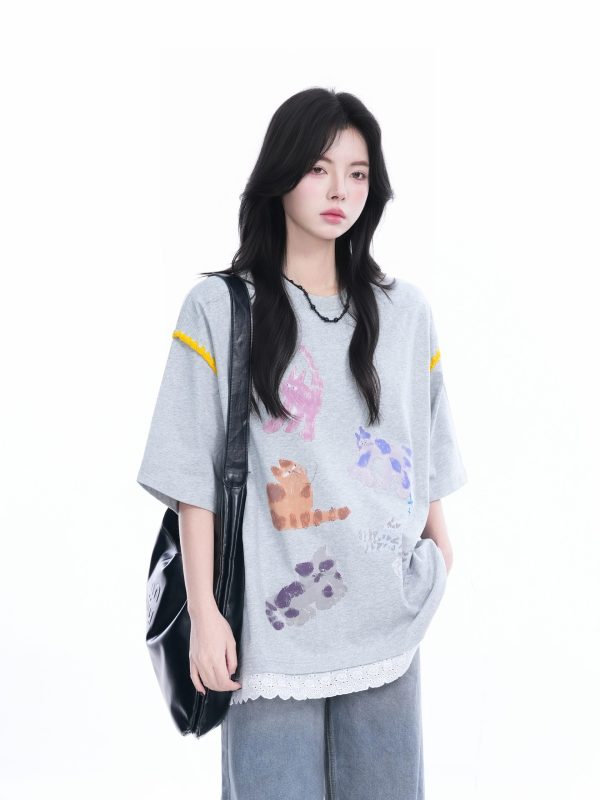 Women's Loose Cute Fake Two-Piece Lace Spliced Cat Graffiti Short Sleeve T-Shirt - Trendy Y2K Style