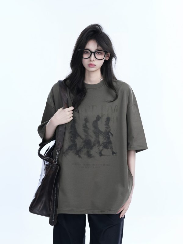 Womenâ€™s Loose Heavyweight Short-Sleeve T-Shirt with 'Sit and Eat Until the Mountains Are Empty' Shadow Print â€“ Summer 2023 Style
