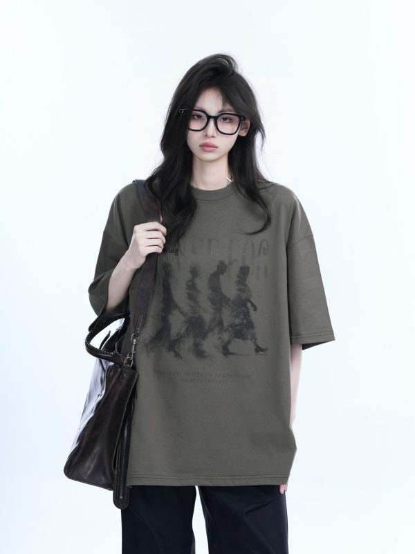 Womenâ€™s Loose Heavyweight Short-Sleeve T-Shirt with 'Sit and Eat Until the Mountains Are Empty' Shadow Print â€“ Summer 2023 Style