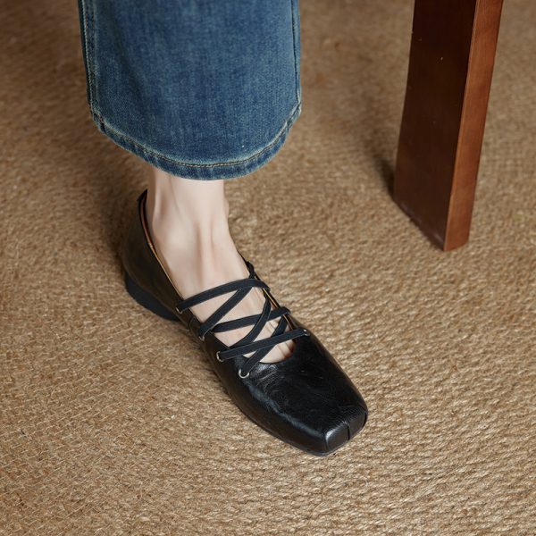Women's Retro French Mary Jane Ballet Flats - Genuine Leather, Square Toe, Cross Strap, Mid-Heel, Vintage Style
