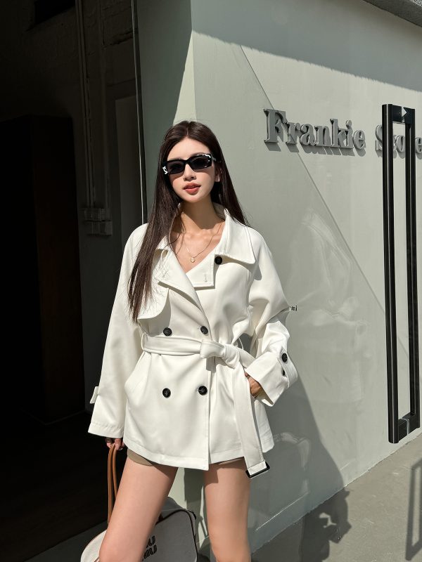 Women's Short Black Windbreaker Coat with Waist Tie, Casual Cardigan Style, Lapel Collar, Long Sleeves for Spring and Autumn