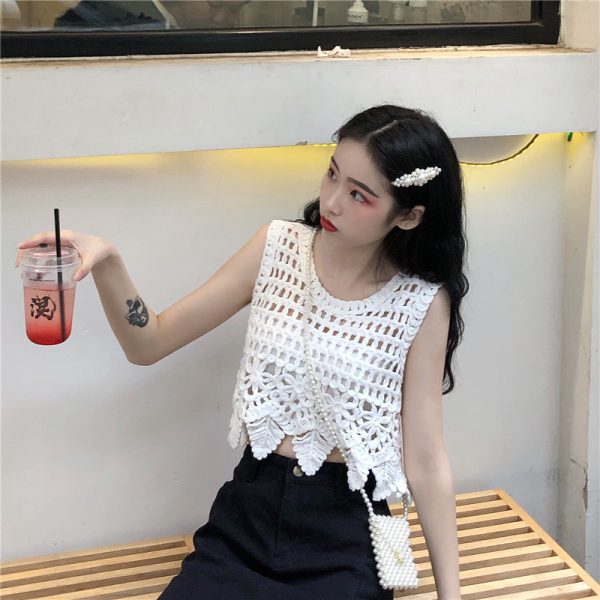 Women's Sleeveless Lace Crop Top - Retro Knitted Hollow-Out Design with Sexy Crochet Details, Perfect for Y2K and Summer Style