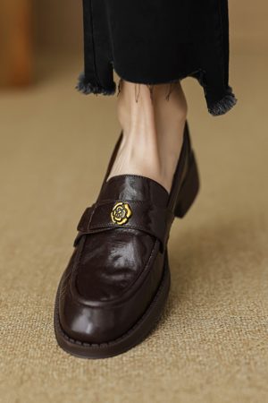 Women's Summer 2025 Soft Bottom Loafers - British Style Flat Heel Leather Shoes with Camellia Design