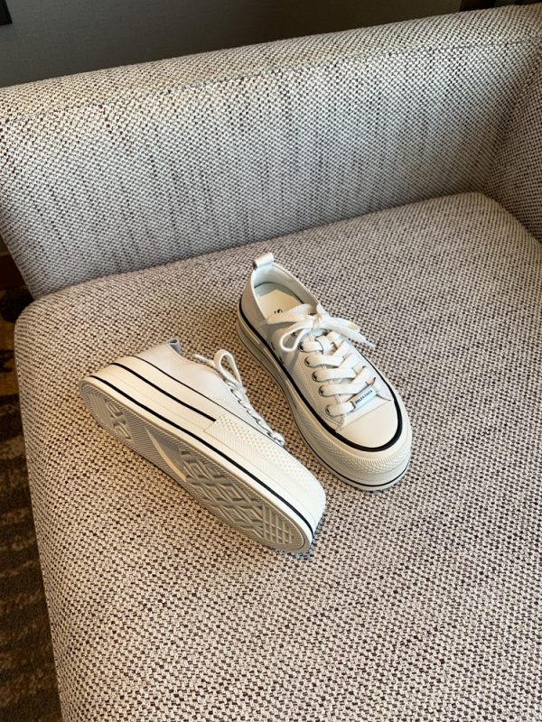 Women's Thick-Soled Genuine Leather Sneakers - Versatile College Style Casual Lace-Up Sports Shoes in White - 2025 Trend