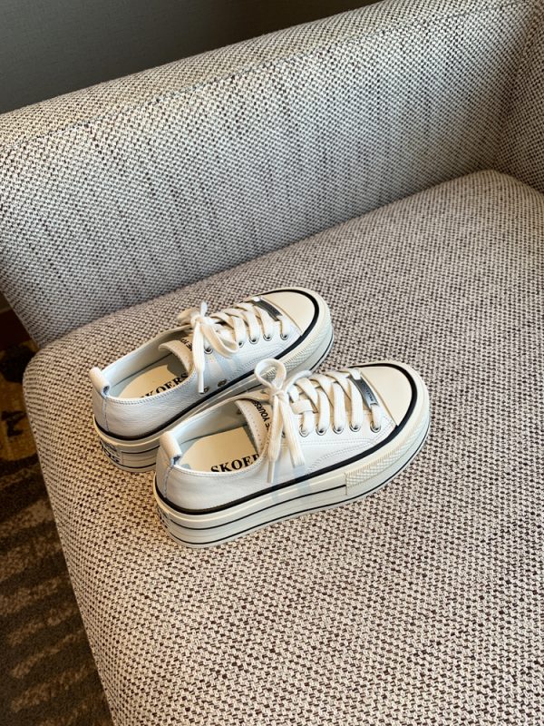 Women's Thick-Soled Genuine Leather Sneakers - Versatile College Style Casual Lace-Up Sports Shoes in White - 2025 Trend