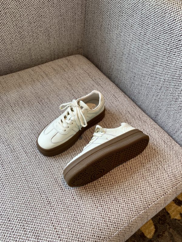 Women's Thick-Soled Lace-Up White Sneakers - Genuine Leather Casual Sports Shoes for Spring 2025, Perfect for Training and Everyday Wear