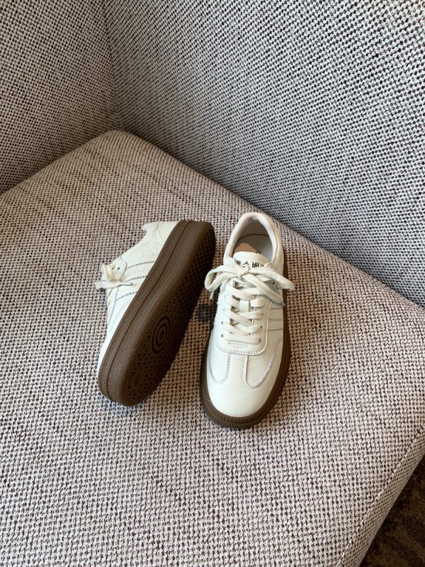 Women's Thick-Soled Lace-Up White Sneakers - Genuine Leather Casual Sports Shoes for Spring 2025, Perfect for Training and Everyday Wear
