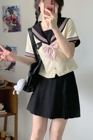 Women's Waist-Defined Sailor Suit Uniform Set - Camellia & Book Custard Short Sleeve College Style Summer Fashion