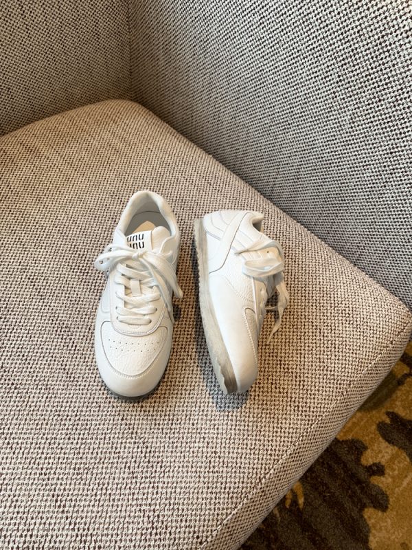 Women's White Genuine Leather Sneakers - Retro 2025 Training Shoes, Lightweight Thick Sole, Non-Slip Casual Sports Footwear