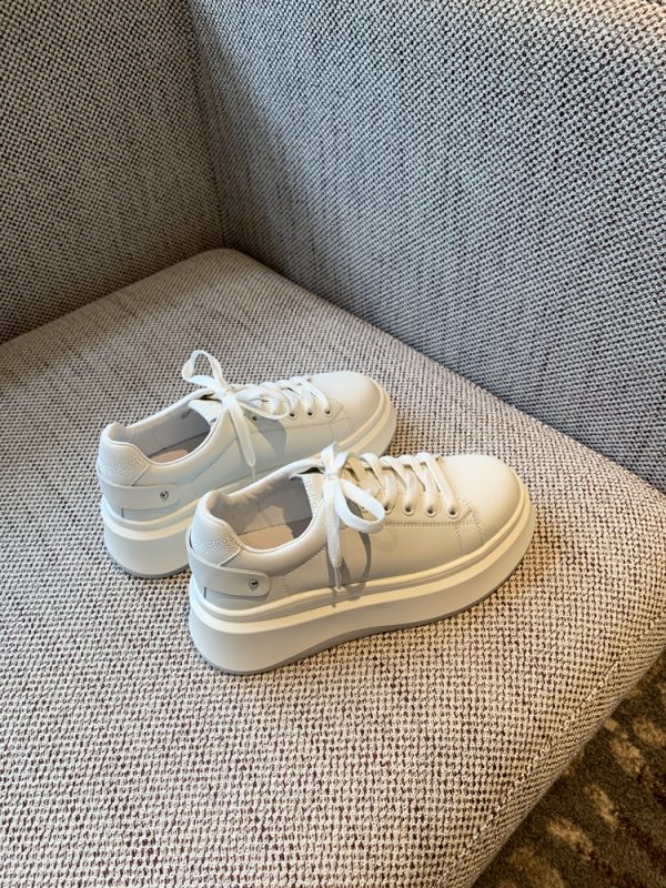 Women's White Lace-Up Platform Sneakers - 2025 New Style Thick-Soled Genuine Leather Casual Sports Shoes