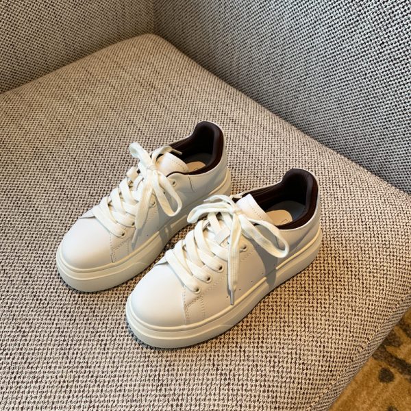 Women's White Lace-Up Sneakers - Comfortable Thick-Soled Genuine Leather Casual Footwear for Spring 2025 - Versatile Student Style