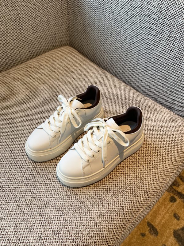 Women's White Lace-Up Sneakers - Comfortable Thick-Soled Genuine Leather Casual Footwear for Spring 2025 - Versatile Student Style