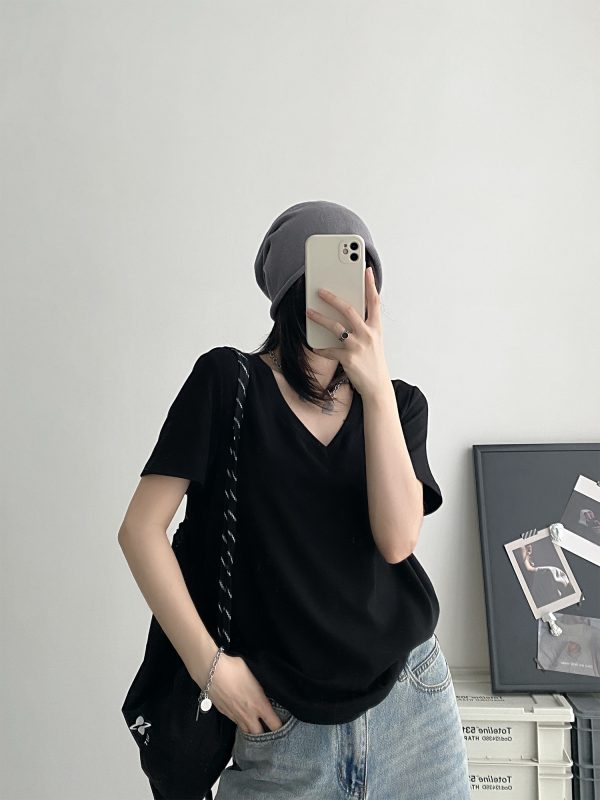 Women's White V-Neck Short Sleeve T-Shirt, Loose Fit Drop Shoulder, Spring Summer Basic Top, Versatile Layering Piece
