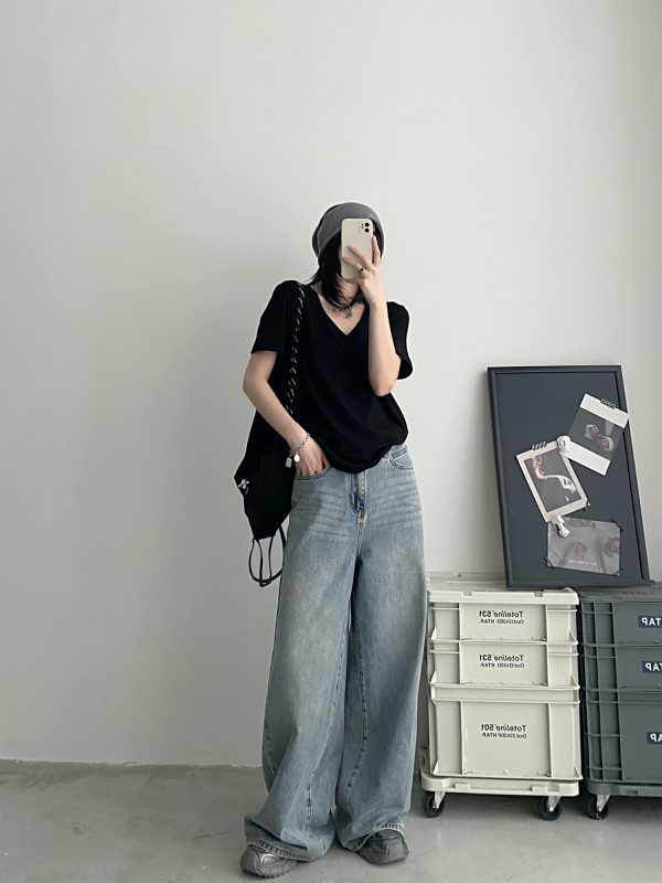 Women's White V-Neck Short Sleeve T-Shirt, Loose Fit Drop Shoulder, Spring Summer Basic Top, Versatile Layering Piece
