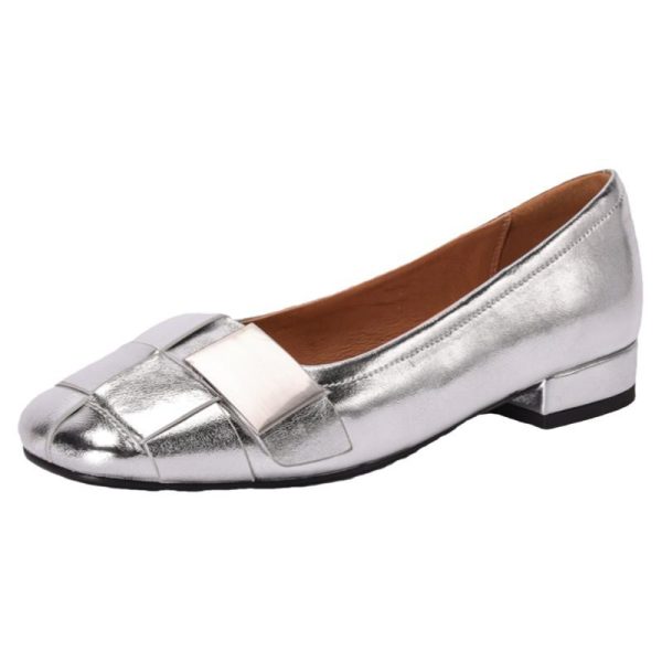 Woven Square-Toe Slip-On Flat Shoes for Women â€“ Slimming Design, Shallow Mouth Style, Trendy Italian Aesthetic, Perfect for Everyday Wear